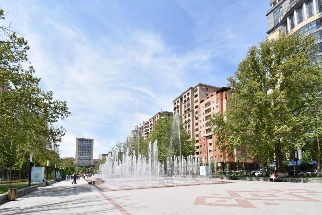 74/3new Building In The Center Of The Capital Апартаменты